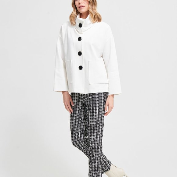 🎁🎁Vanilla and Black Dress Pants🎁🎁🤶 - Picture 6 of 10